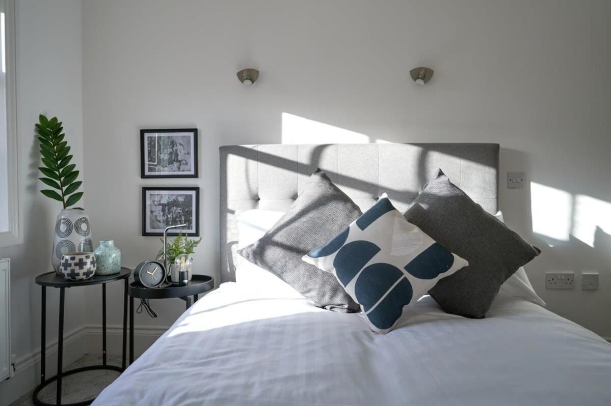 A Stylish Apartment With Parking In Preston Πρέστον Εξωτερικό φωτογραφία