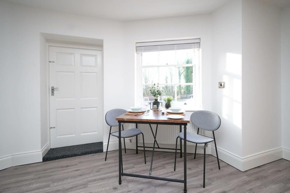 A Stylish Apartment With Parking In Preston Πρέστον Εξωτερικό φωτογραφία